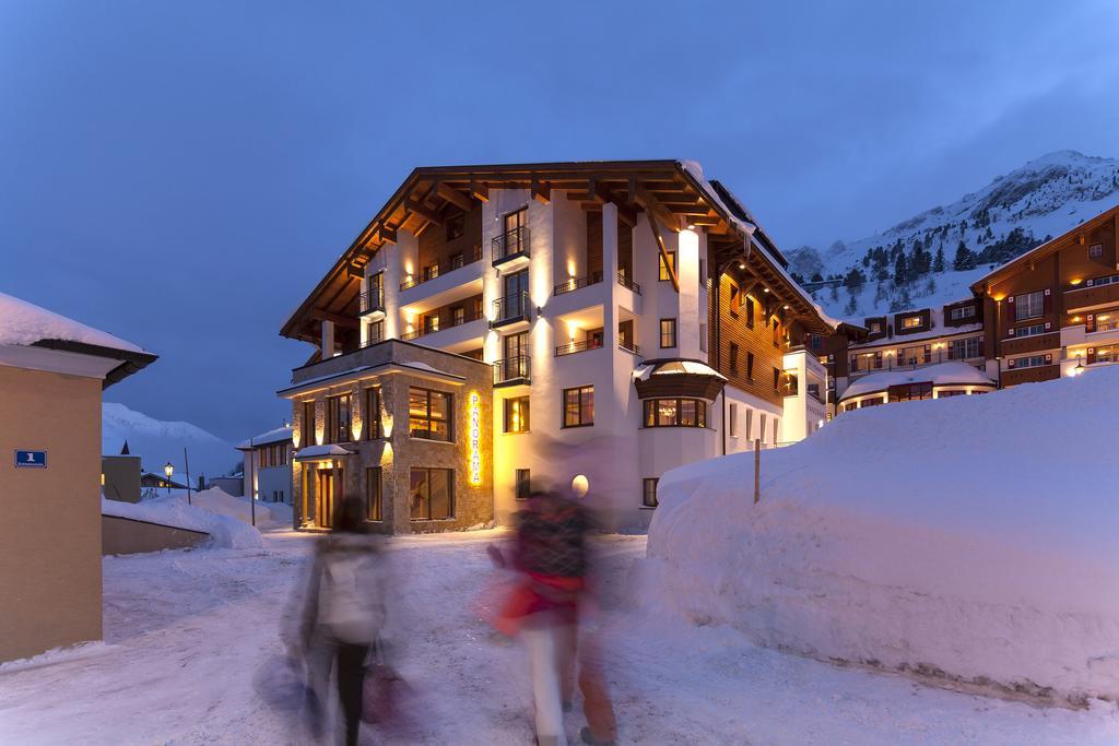 Superior Hotel Panorama Obertauern Oda fotoğraf